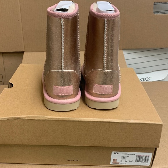 UGG Rose metallic Pink Boots - Picture 2 of 8